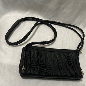 Beautiful crossbody with fridge with double rope strap